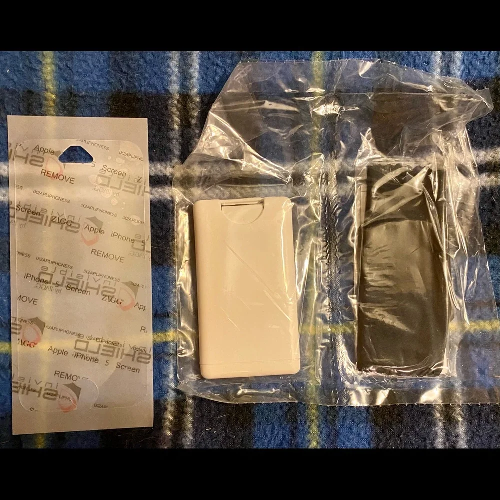 Zagg iPhone 5/ 5s/ 5c cell phone screen protector